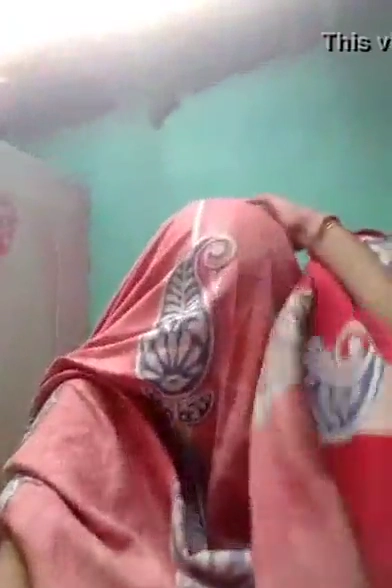 Big Boobs Indian Girl Stripping Nude Video