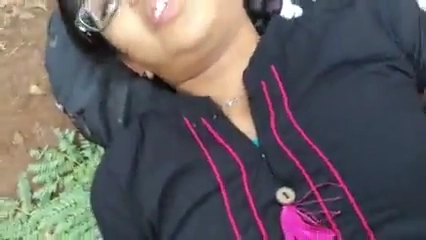 Ssizzling Hot Outdoor Sex Video Shared Online