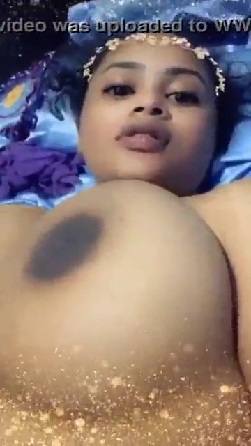 Big Natural Tits Show Off on Snapchat