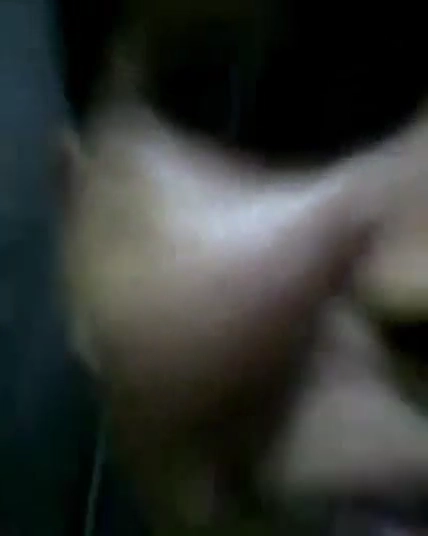 Indian Desi Village Porn Video of a Busty Hot Aunty