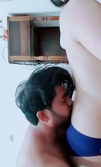 Beautiful Pakistani Wife Sex With Her Newly Married Husband