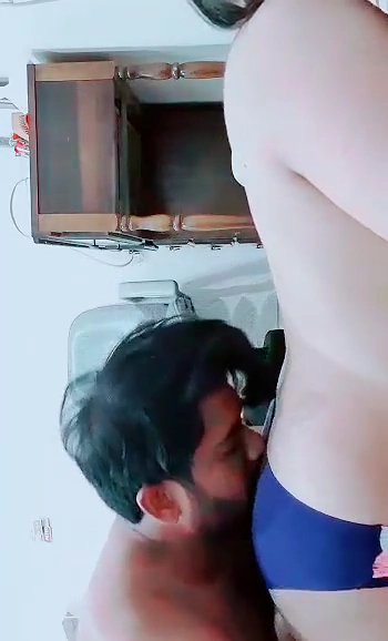 Beautiful Pakistani Wife Sex With Her Newly Married Husband