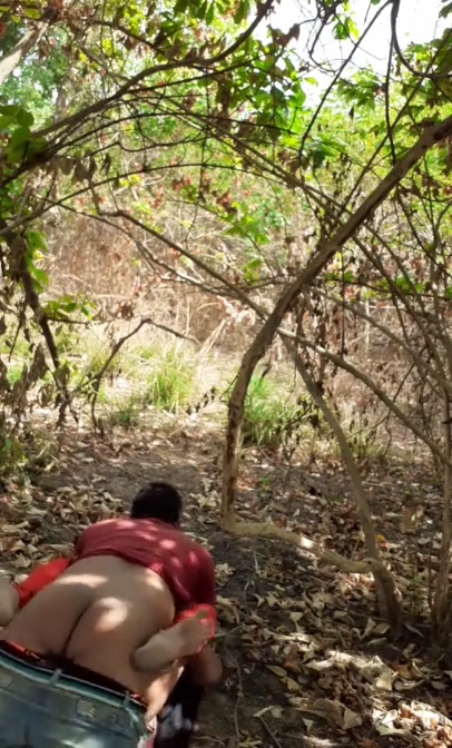 Desi Lovers Outdoor Fun MMS Sex Video