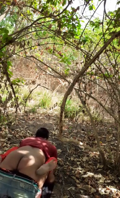 Desi Lovers Outdoor Fun MMS Sex Video
