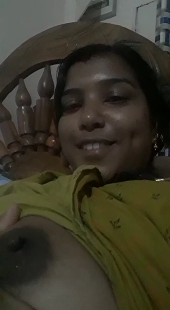 Dehati Milking Boobs Show Selfie MMS Video
