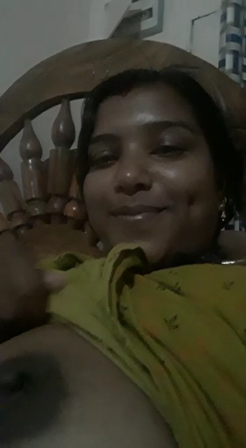 Dehati Milking Boobs Show Selfie MMS Video