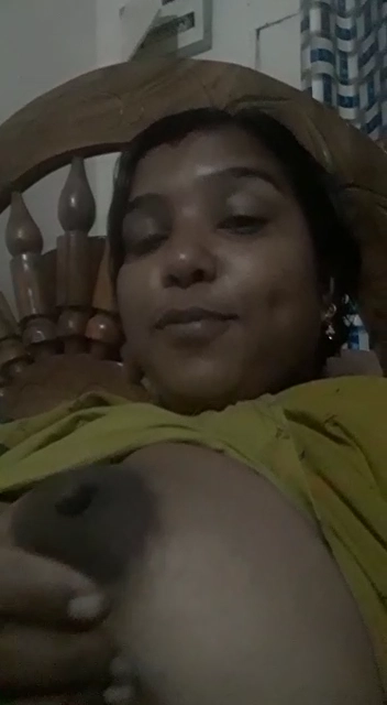 Dehati Milking Boobs Show Selfie MMS Video