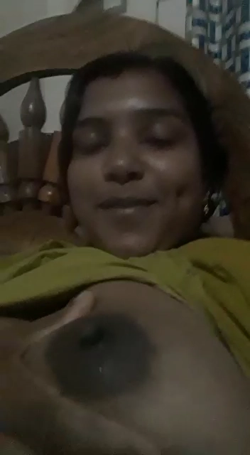 Dehati Milking Boobs Show Selfie MMS Video