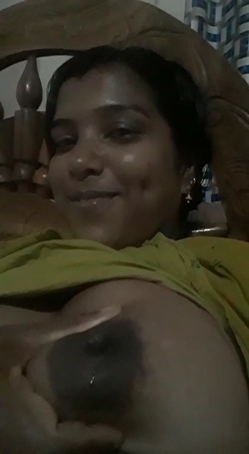 Dehati Milking Boobs Show Selfie MMS Video