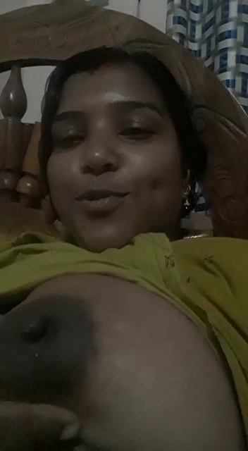 Dehati Milking Boobs Show Selfie MMS Video