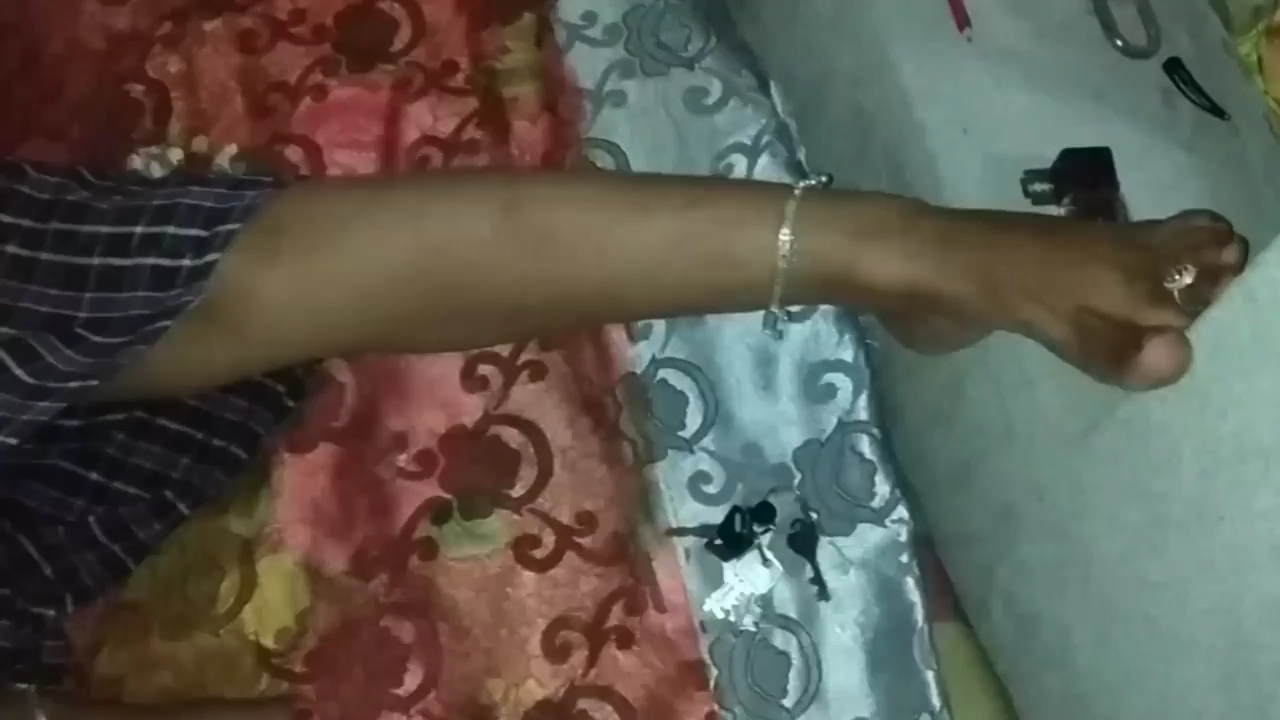 Mature Desi Pussy Exploration Video for Mature Pussy Lovers