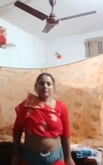 Desi Horny Bhabhi Striptease Show Video