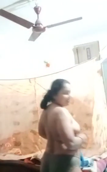 Desi Horny Bhabhi Striptease Show Video