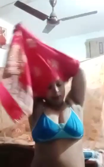 Desi Horny Bhabhi Striptease Show Video