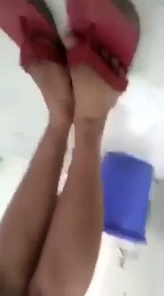 Desi Selfie Girl Shows Her Humongous Boobs on Cam