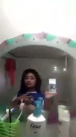 Desi Selfie Girl Shows Her Humongous Boobs on Cam